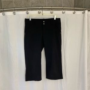 Athleta Crop Capri Nylon  Hiking or Casual Pants